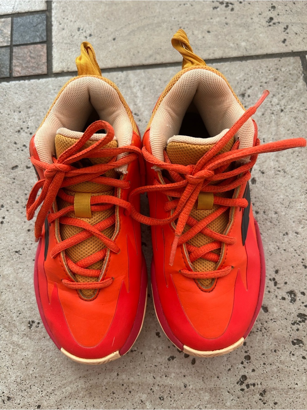 Like New Adidas Kids Cloudfoam Athletic Sneakers size 12k